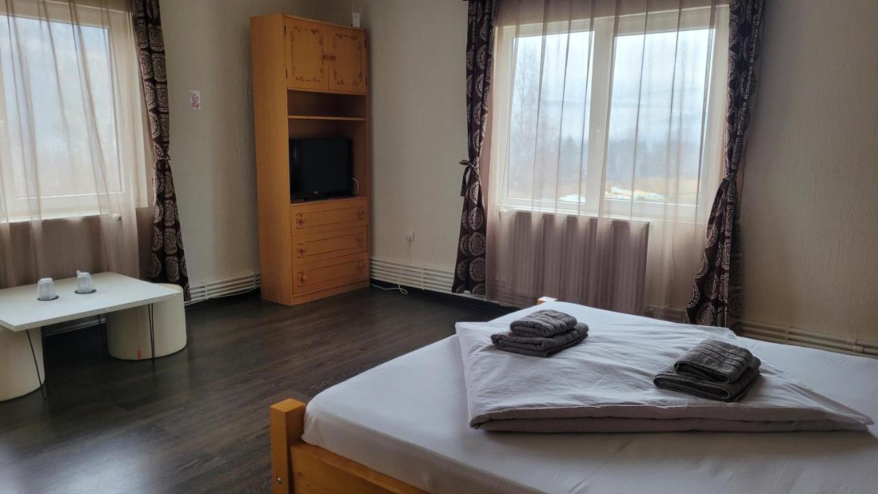 شقة Apartament Tiatim فاترا دورني المظهر الخارجي الصورة